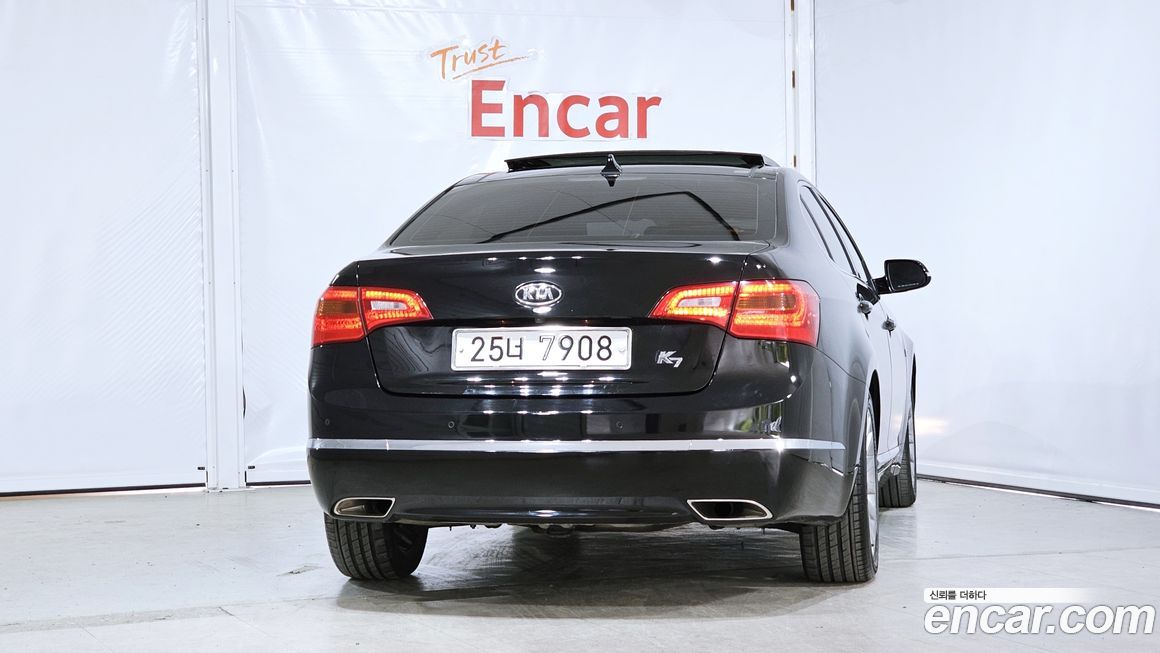 Kia K7 2011