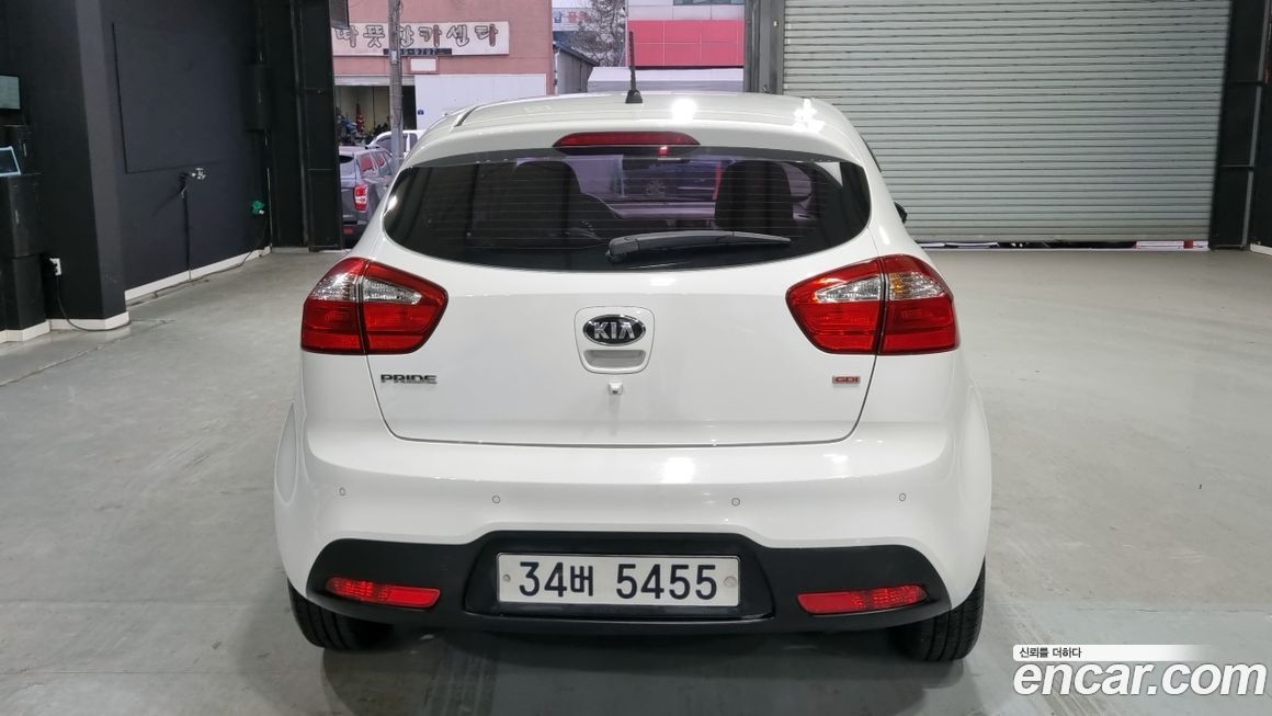 Kia pride 2013