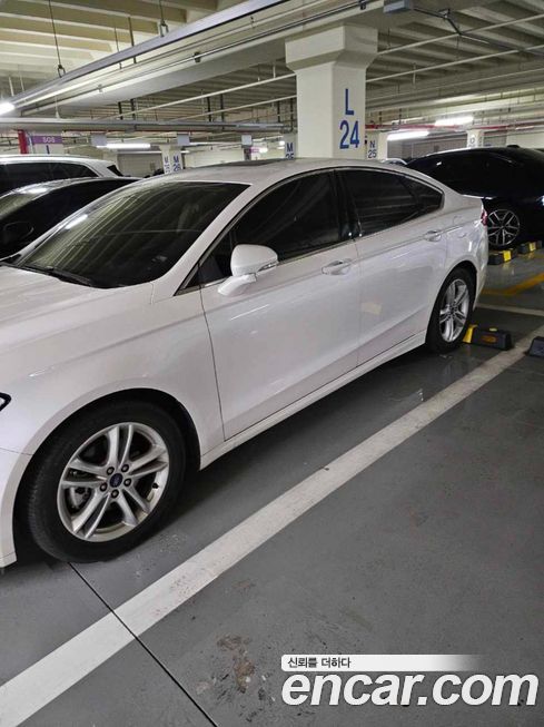 Ford Mondeo 2015
