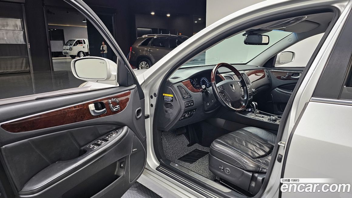 Hyundai Equus 2012