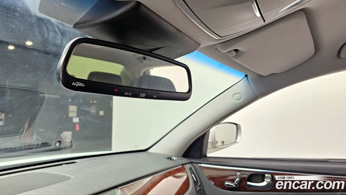 Hyundai Equus 2012