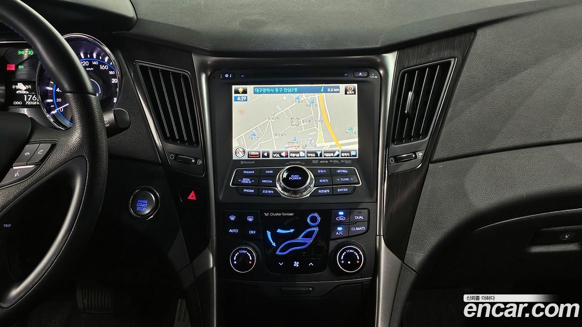 Hyundai Sonata 2012