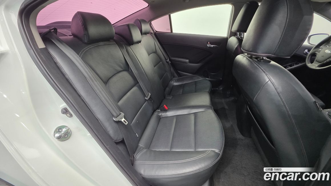 Kia K3 2013