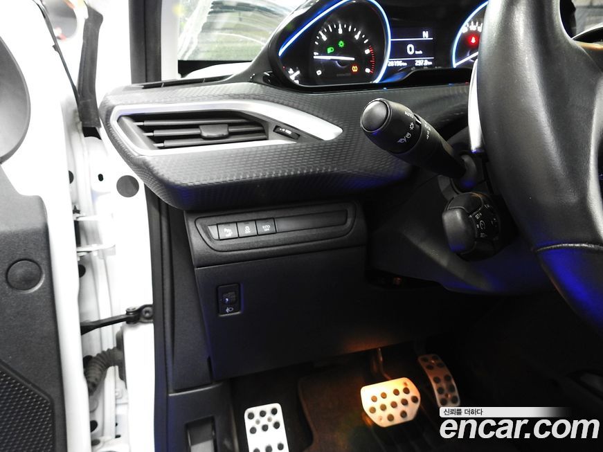 Peugeot 2008 2016