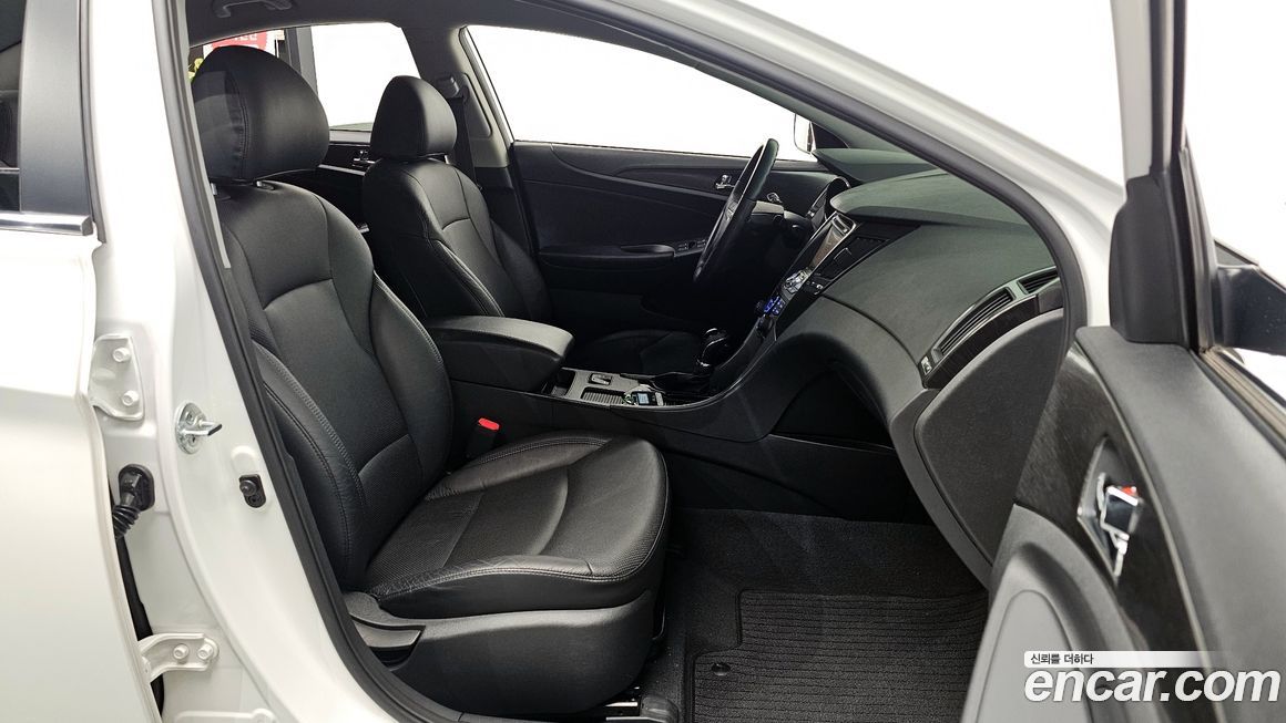 Hyundai Sonata 2012