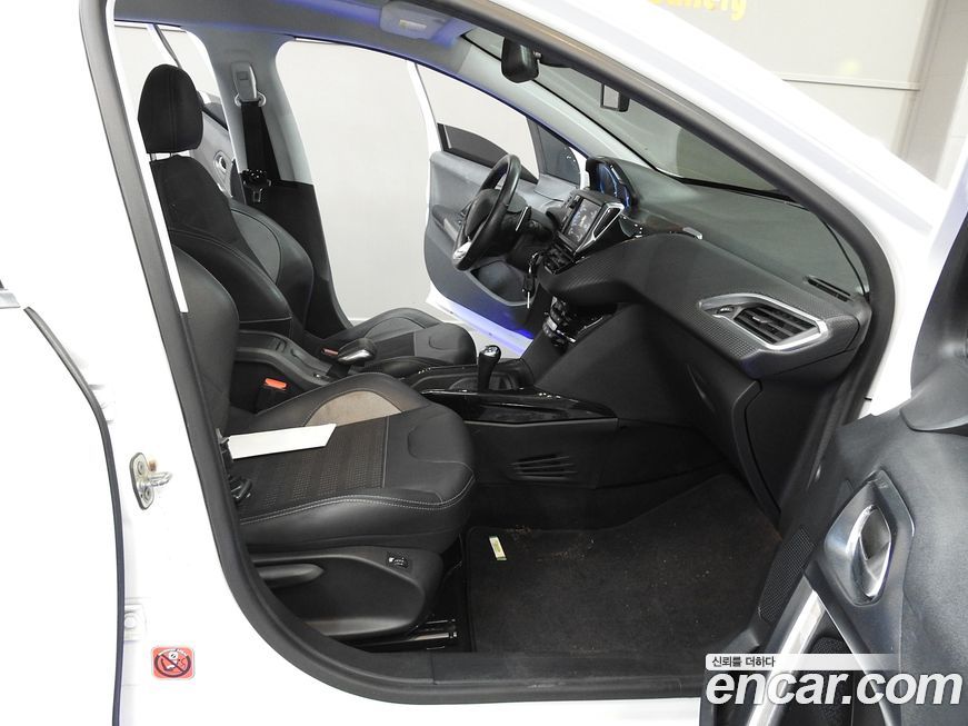Peugeot 2008 2016