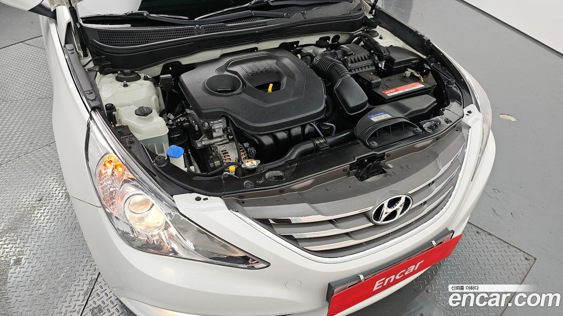 Hyundai Sonata 2012