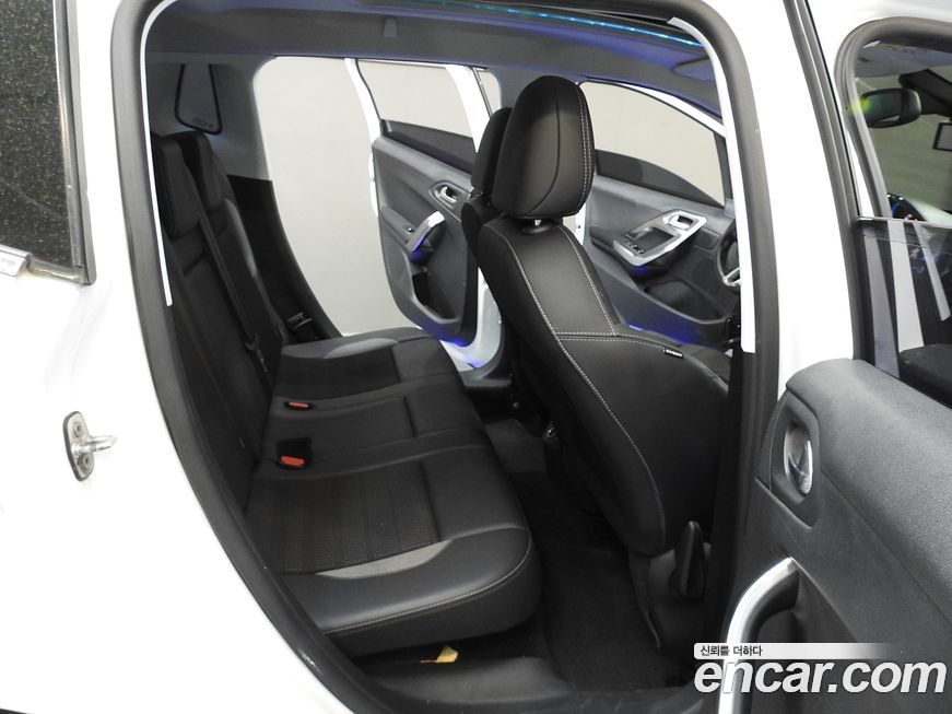 Peugeot 2008 2016