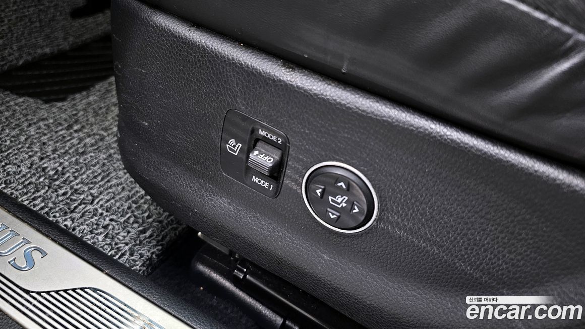 Hyundai Equus 2012