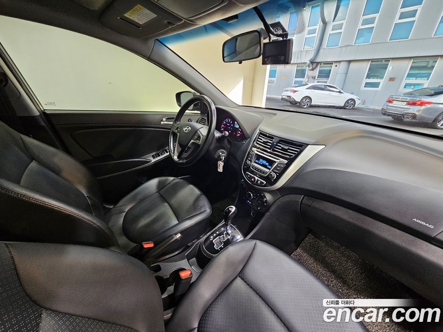 Hyundai Accent 2016