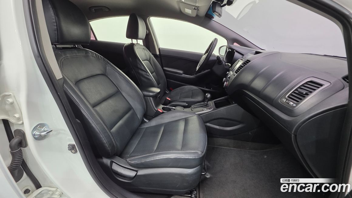 Kia K3 2013