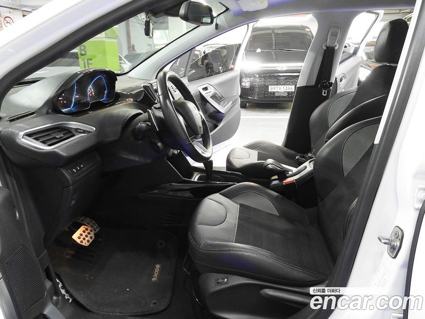 Peugeot 2008 2016