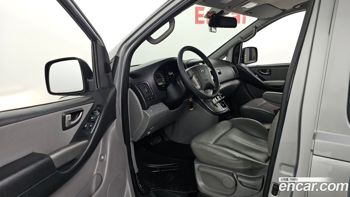 Hyundai Starex 2016