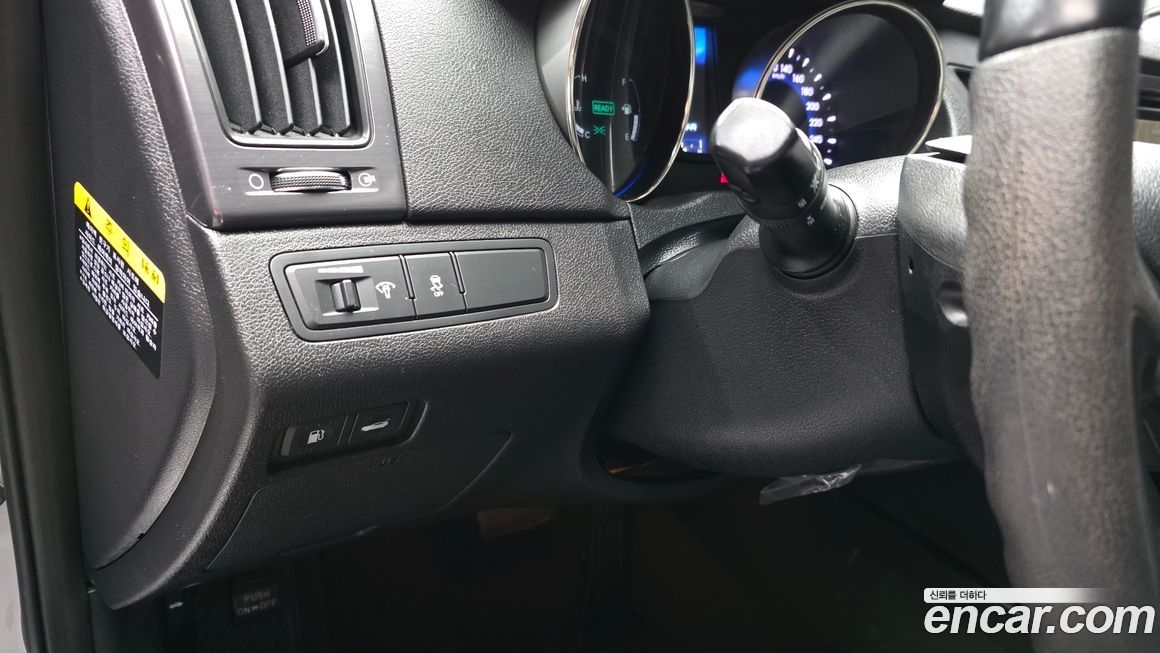 Hyundai Sonata 2012