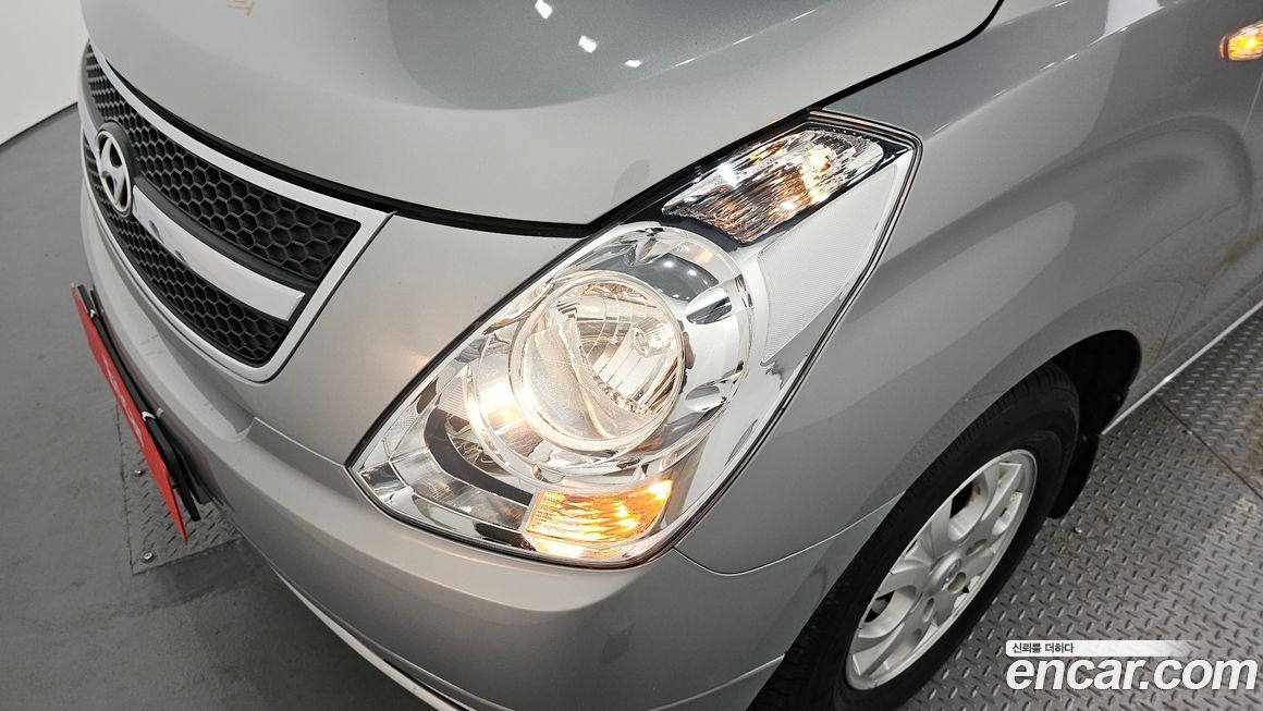 Hyundai Starex 2016