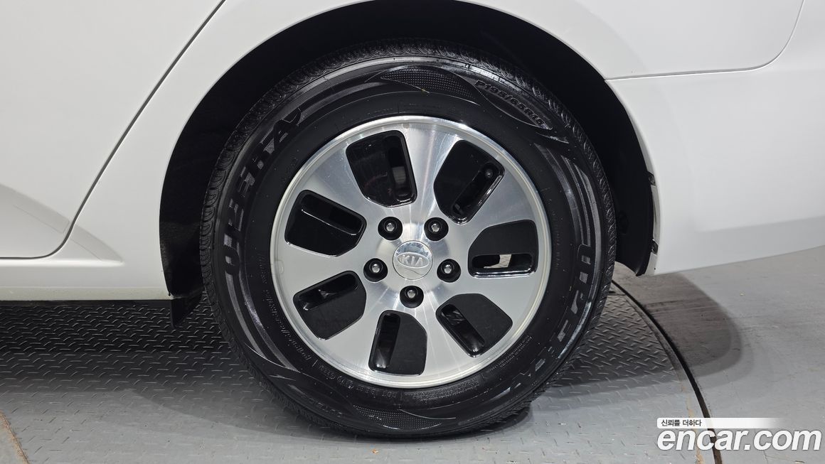 Kia Porte 2013