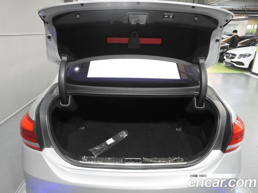 Kia K9 2014