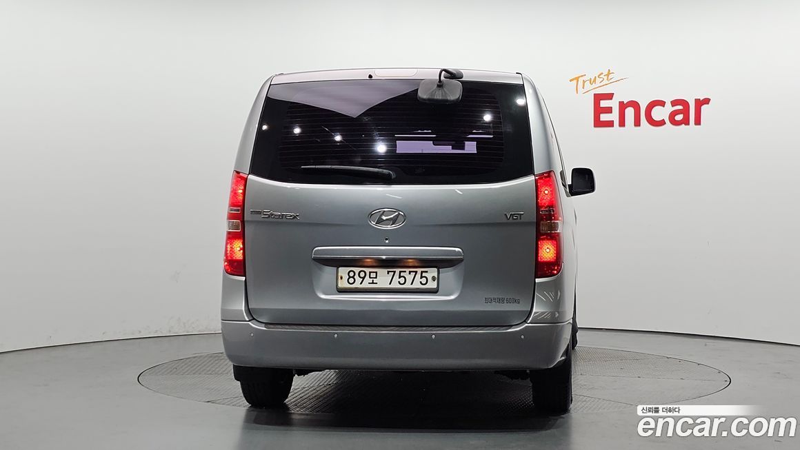 Hyundai Starex 2016