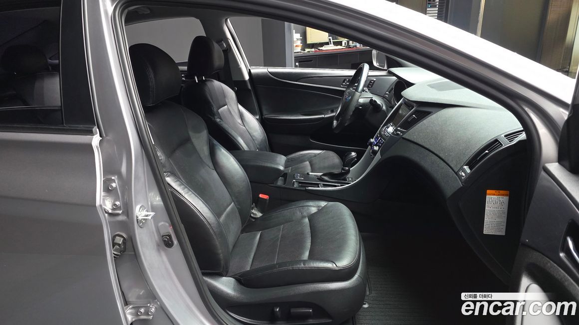 Hyundai Sonata 2012
