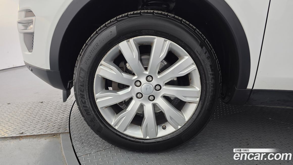 Land Rover Discovery Sport 2016