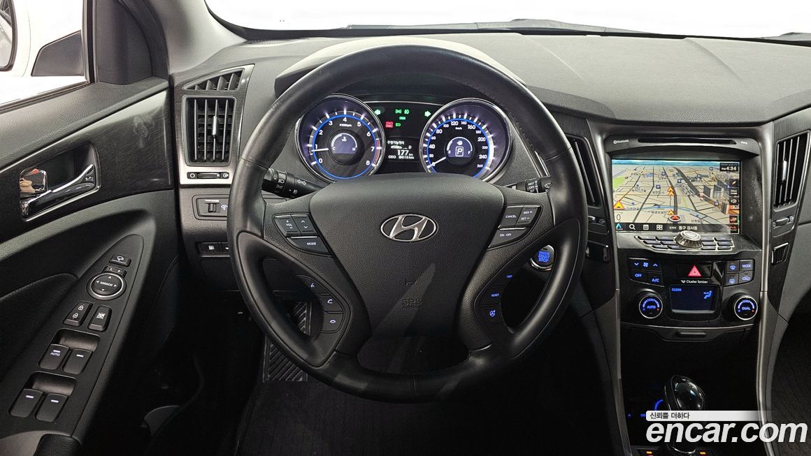 Hyundai Sonata 2013