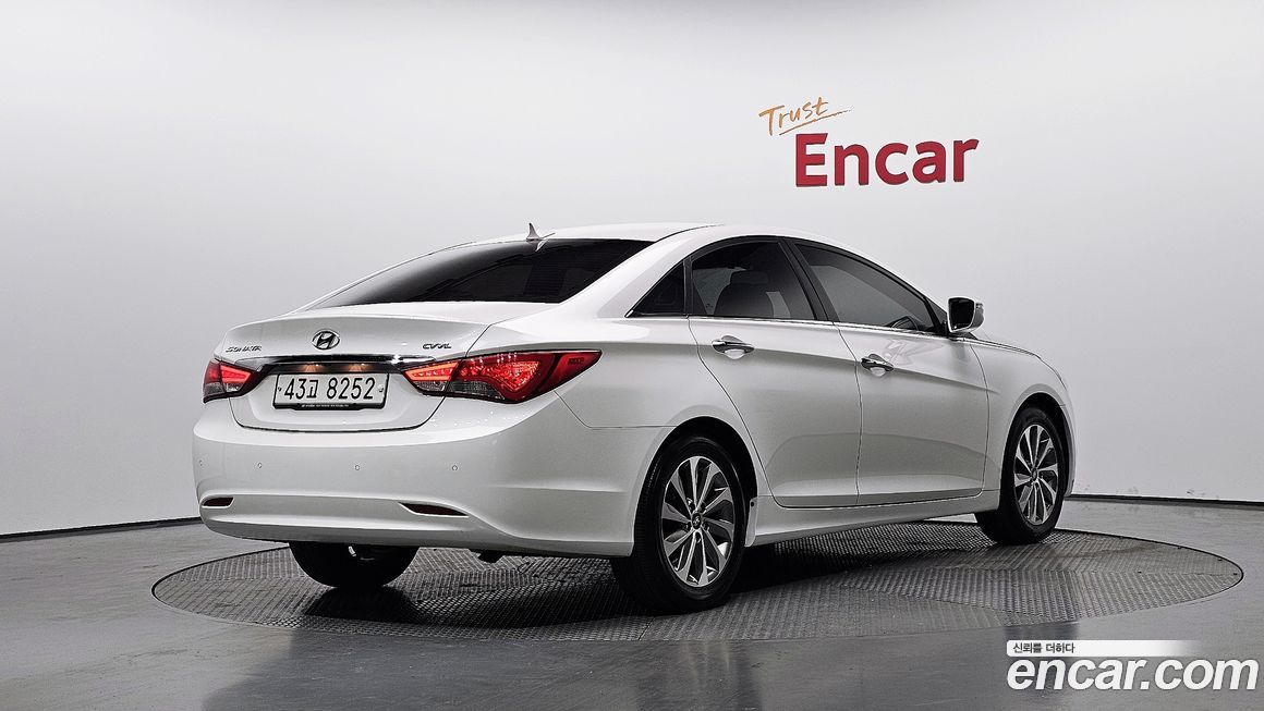 Hyundai Sonata 2013