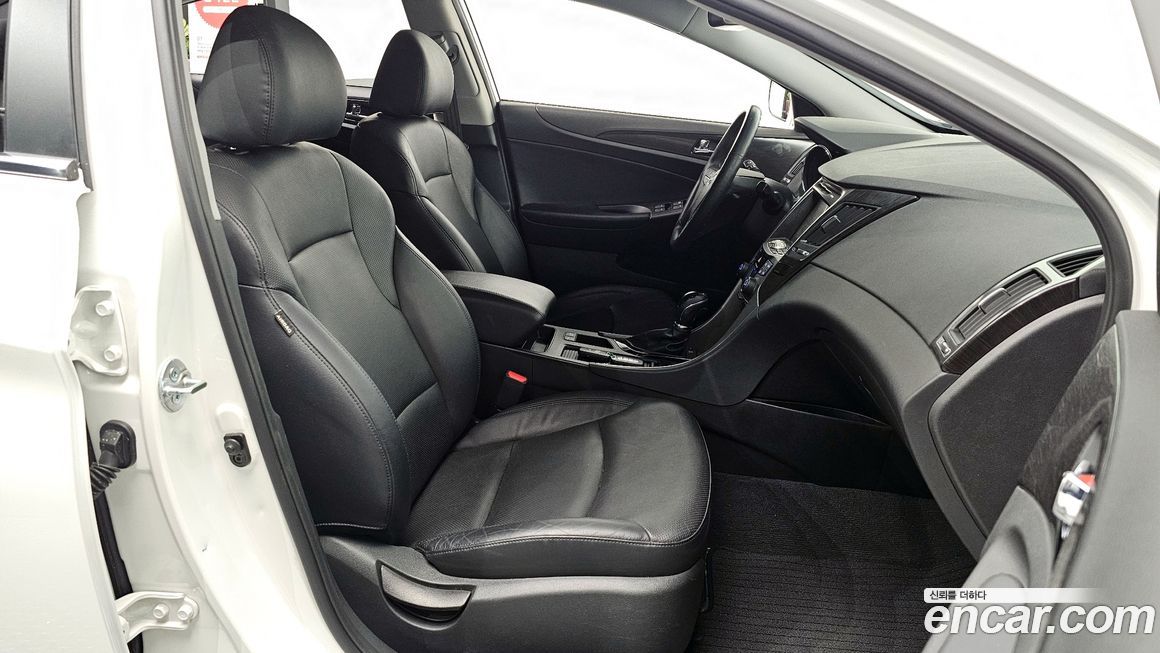 Hyundai Sonata 2013