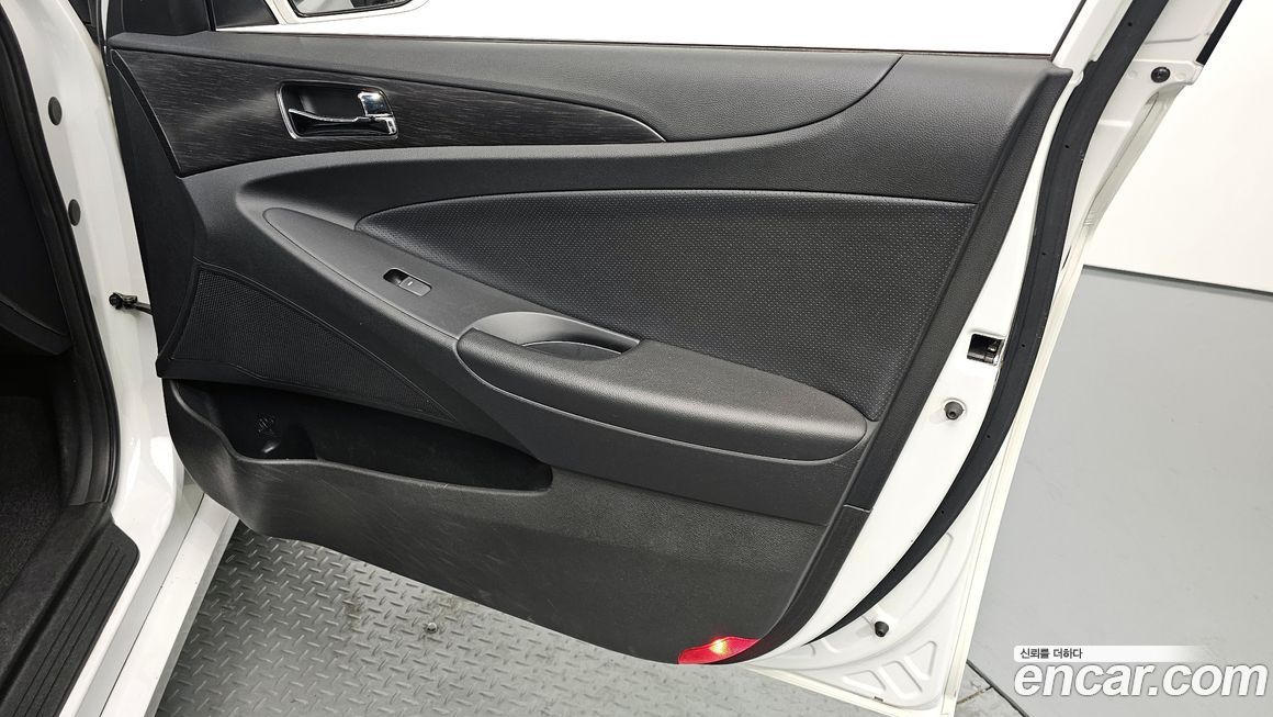 Hyundai Sonata 2013
