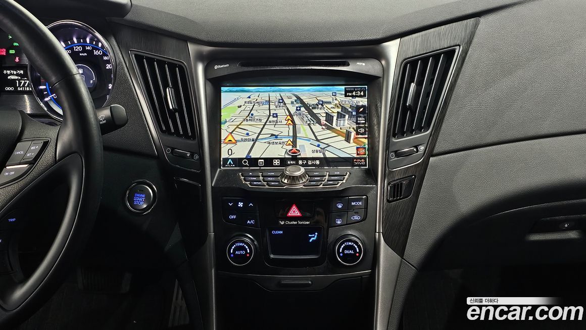 Hyundai Sonata 2013