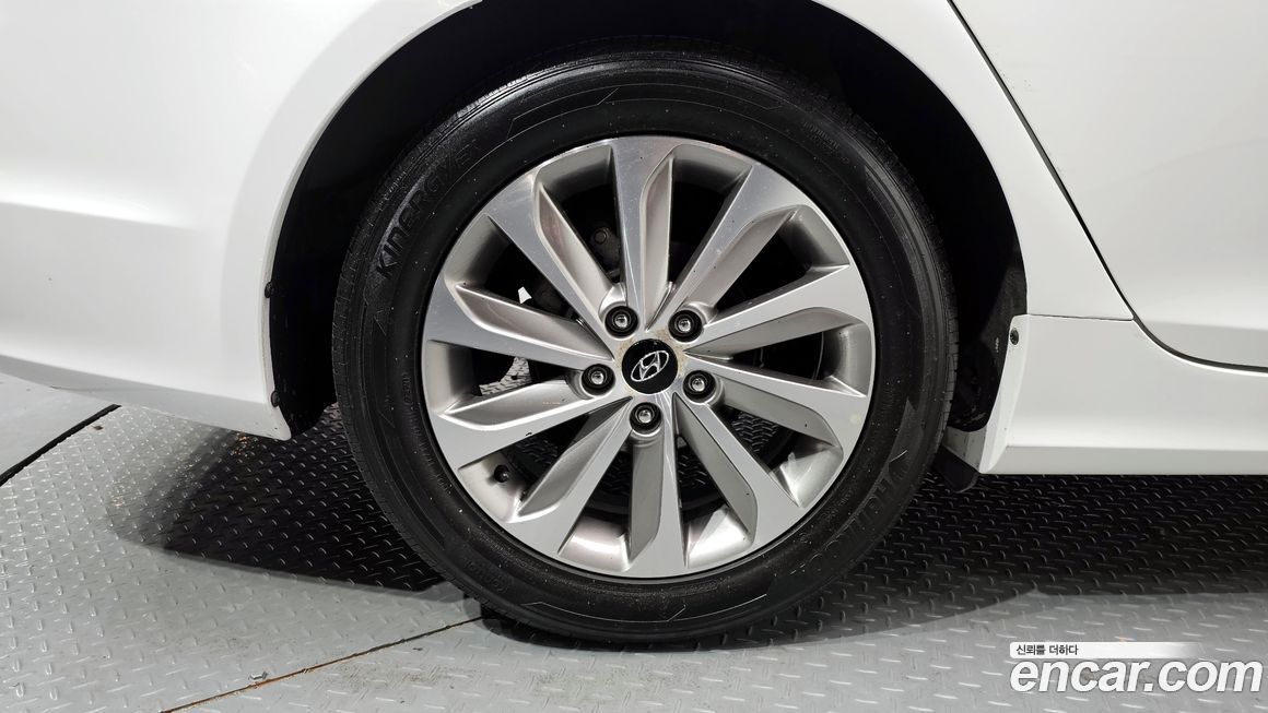 Hyundai Sonata 2013