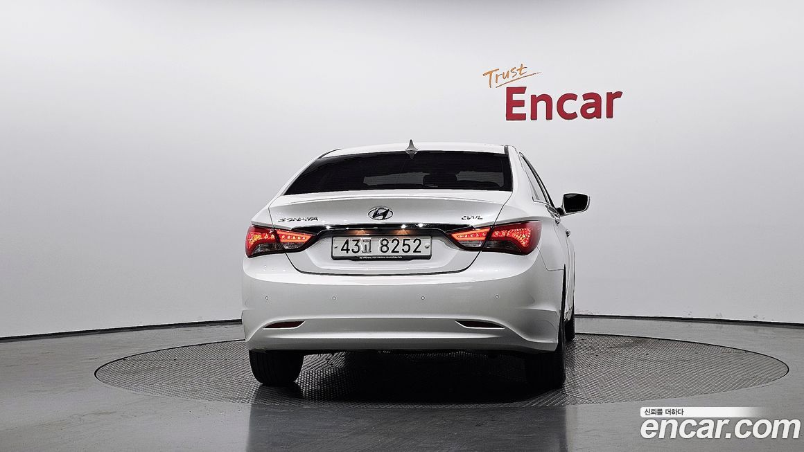 Hyundai Sonata 2013