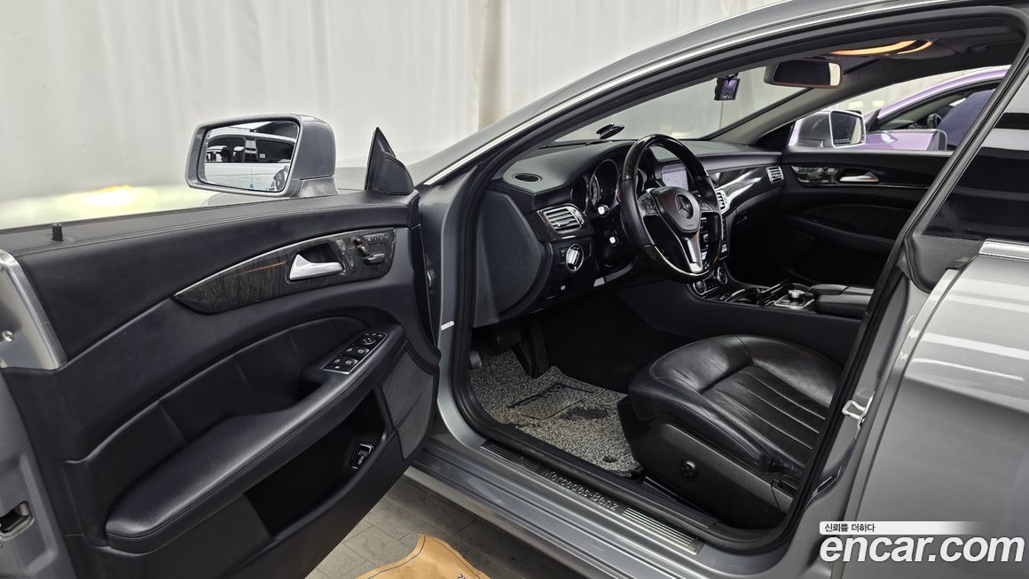Mercedes-Benz CLS-Class 2013