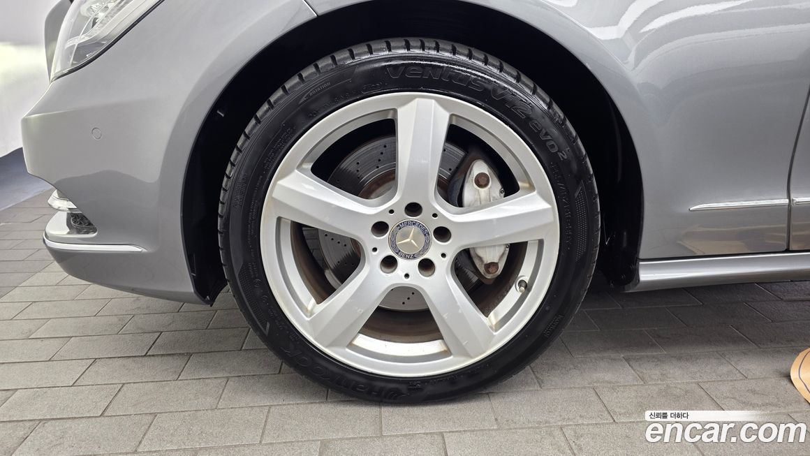 Mercedes-Benz CLS-Class 2013