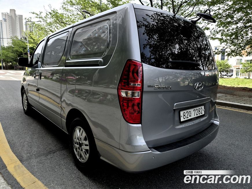 Hyundai Starex 2018