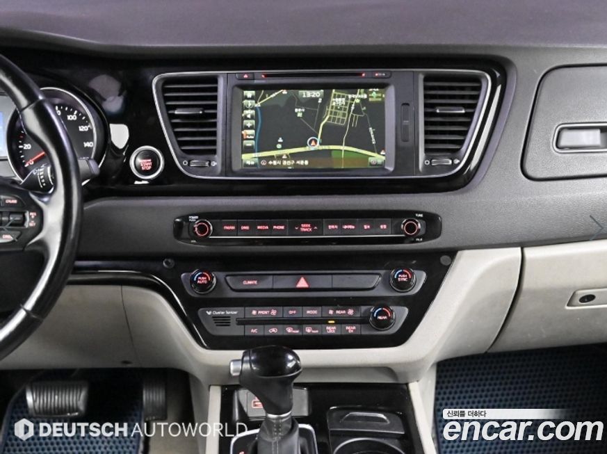 Kia Canival 2015