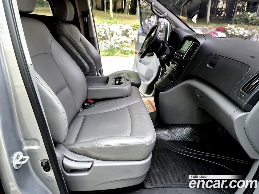 Hyundai Starex 2018