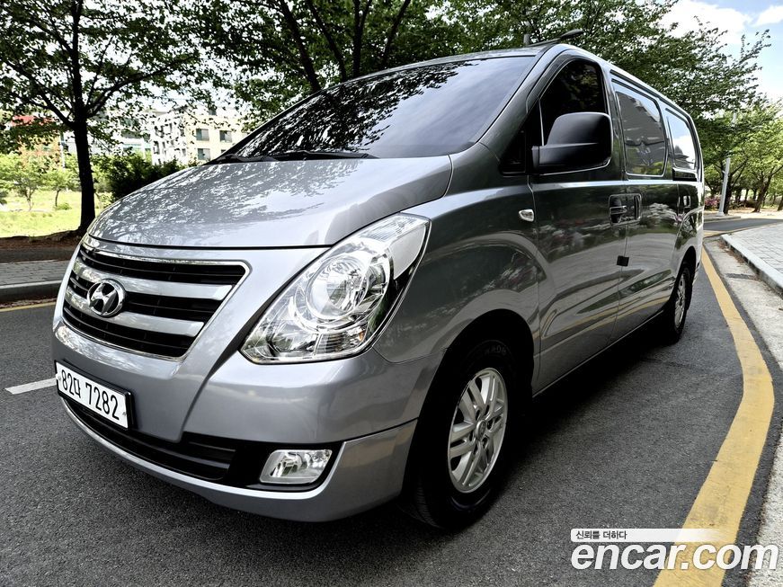 Hyundai Starex 2018