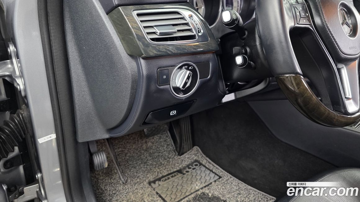 Mercedes-Benz CLS-Class 2013