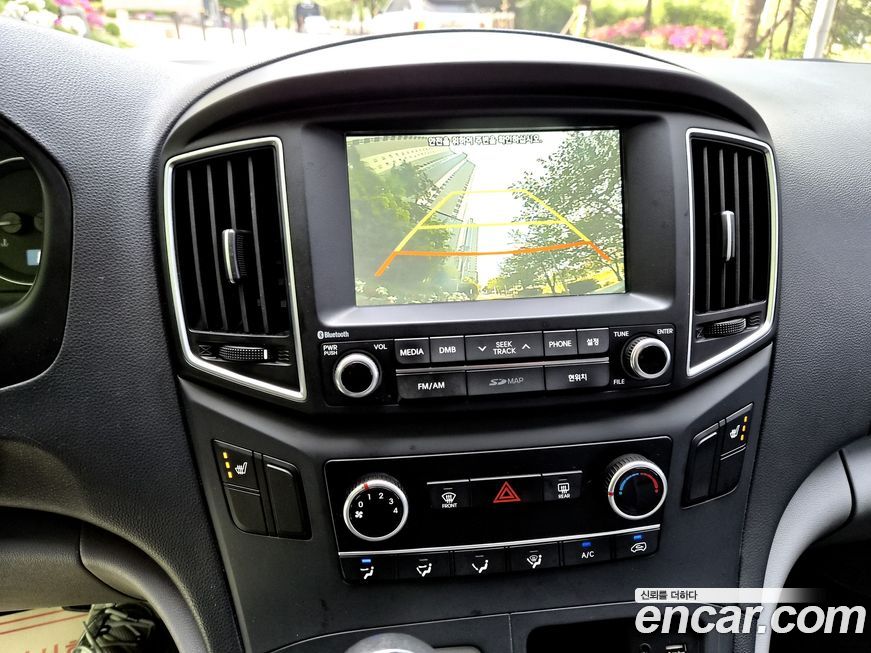 Hyundai Starex 2018
