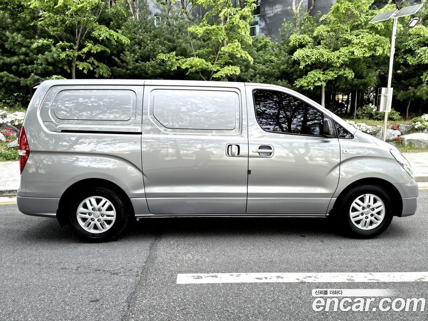 Hyundai Starex 2018