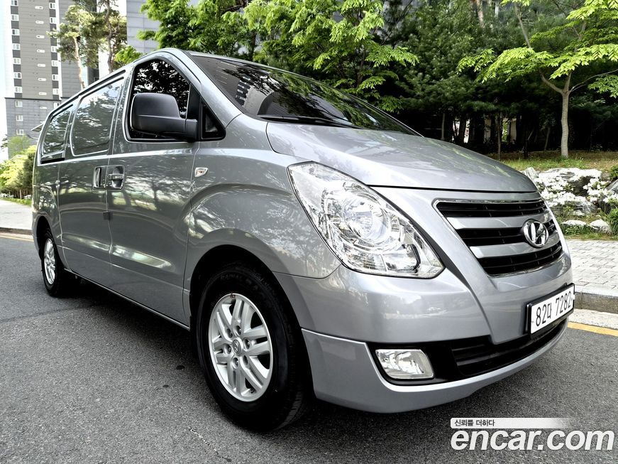 Hyundai Starex 2018