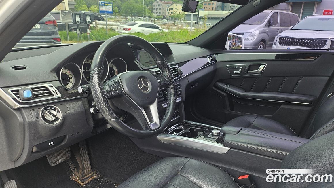Mercedes-Benz E-Class 2015