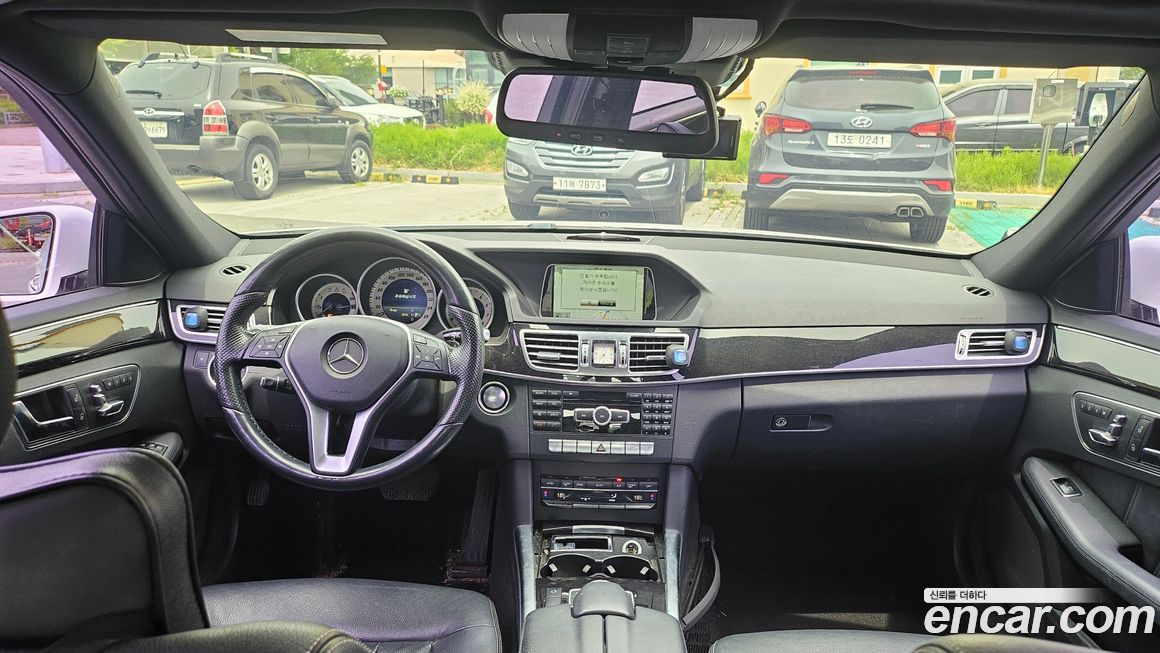 Mercedes-Benz E-Class 2015