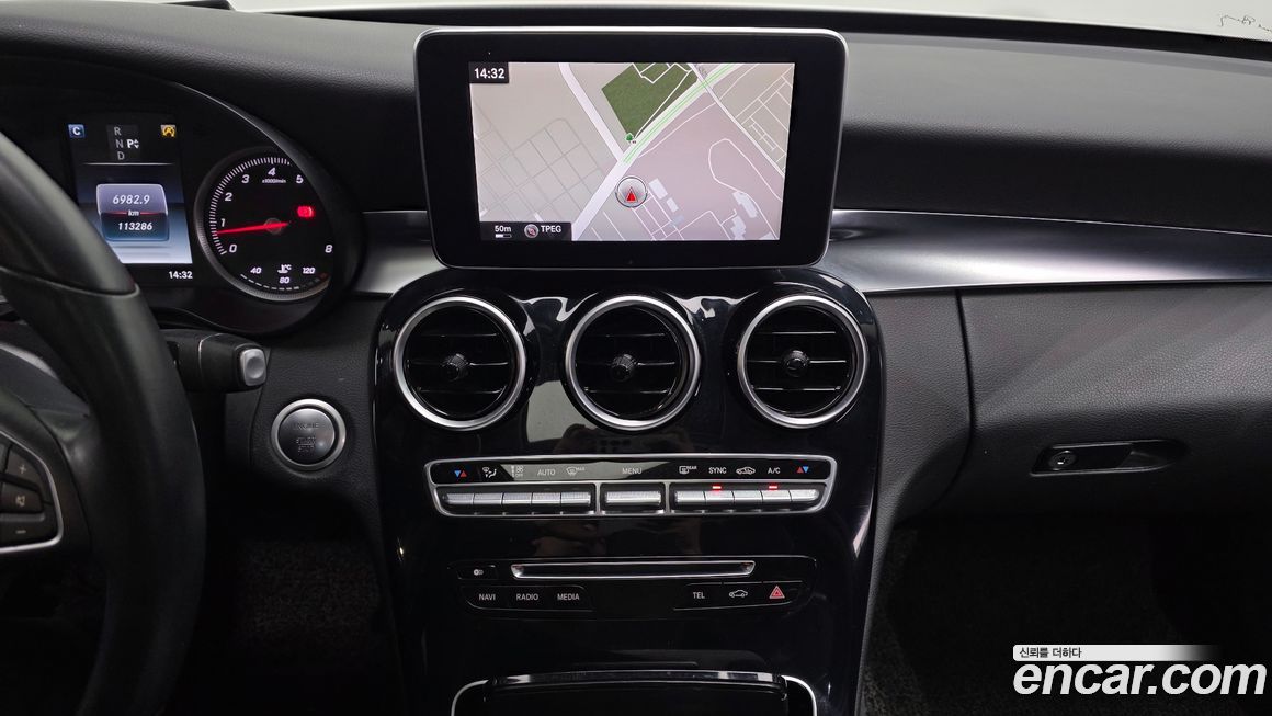 Mercedes-Benz C-Class 2016