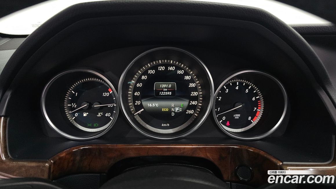 Mercedes-Benz E-Class 2014