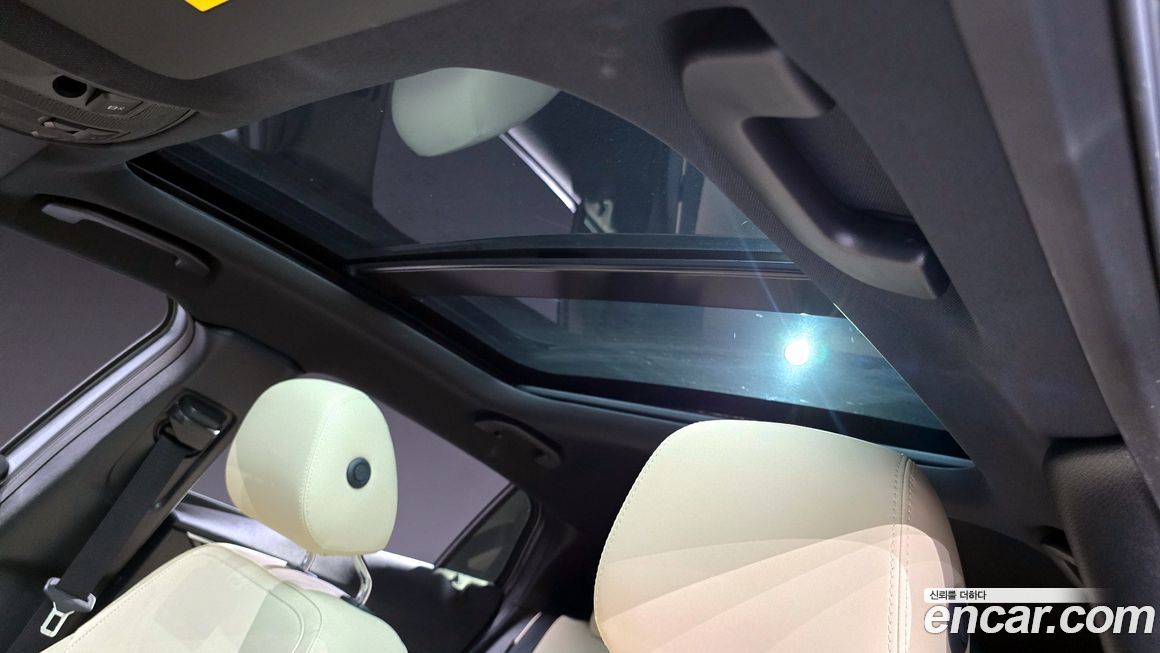 Infiniti Q30 2019