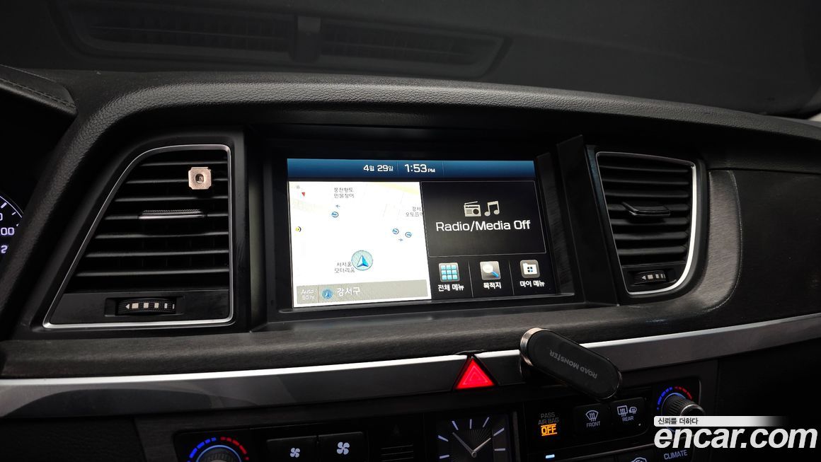 Hyundai Genesis 2016