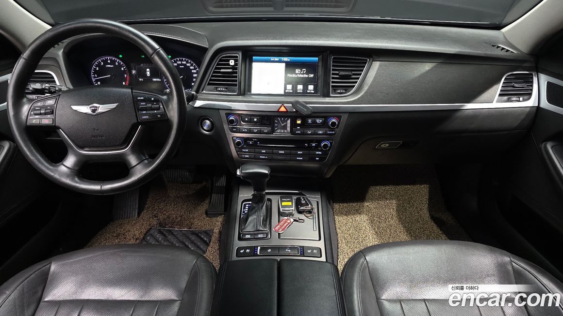 Hyundai Genesis 2016