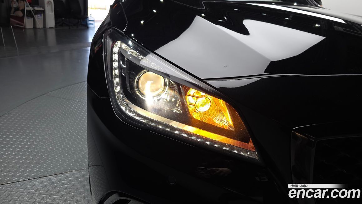 Hyundai Genesis 2016