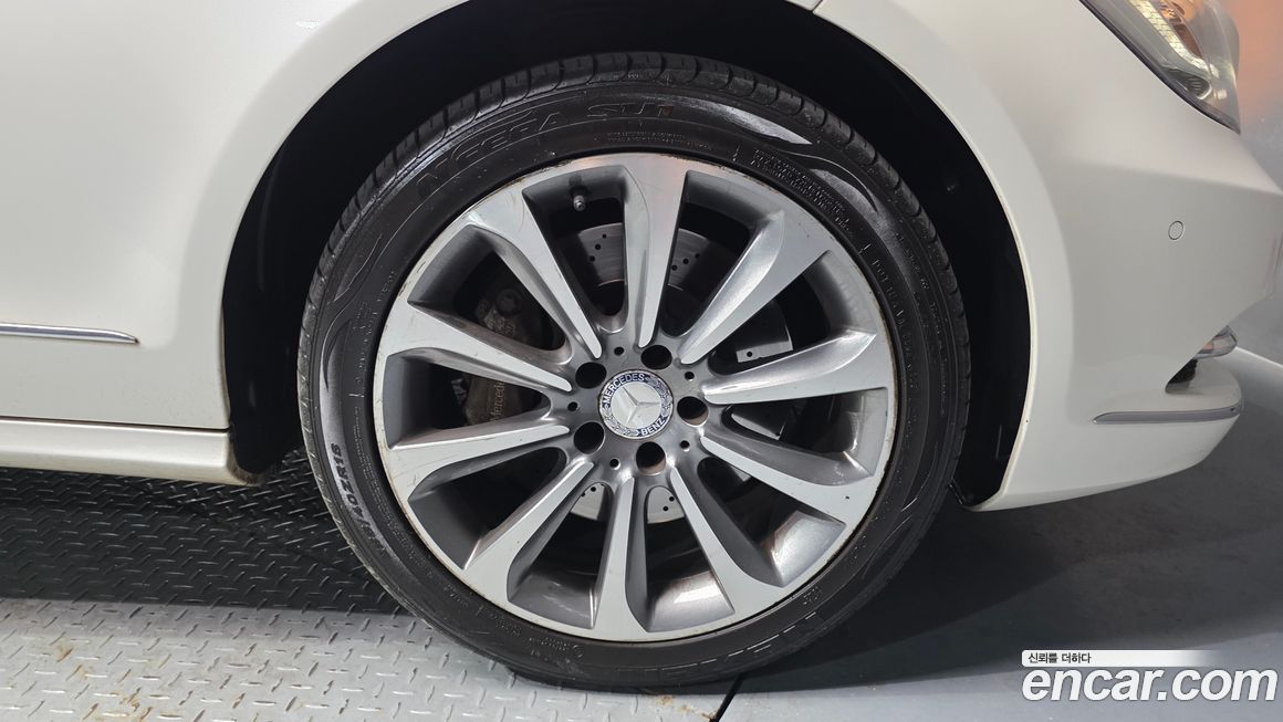 Mercedes-Benz CLS-Class 2014